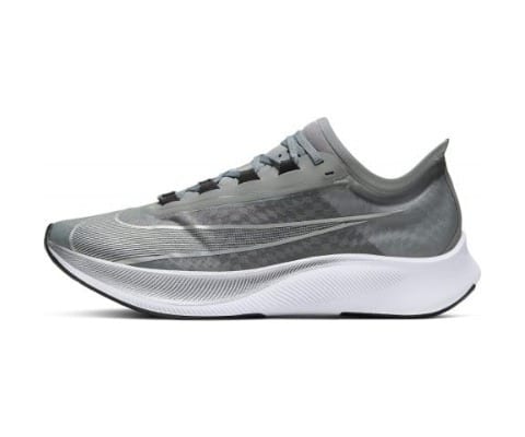 4 Nike Zoom Fly 3